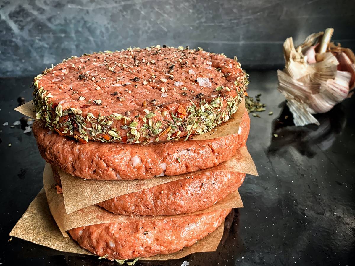 Vegetarian food is no healthier than meat: the study that turns everything upside down Vegetarian food is no healthier than meat: the study that turns everything upside down