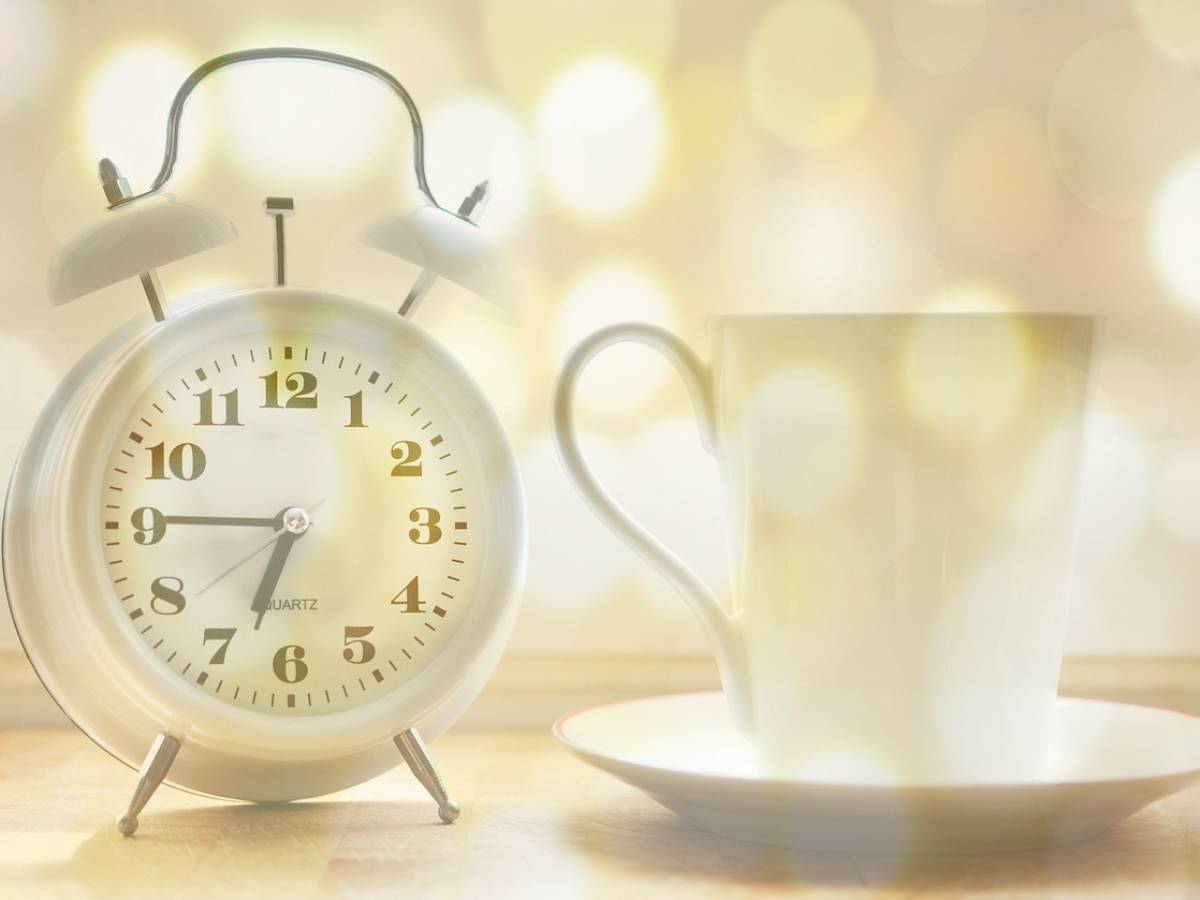 A ciência revela que adiar o alarme pela manhã torna você mais inteligente