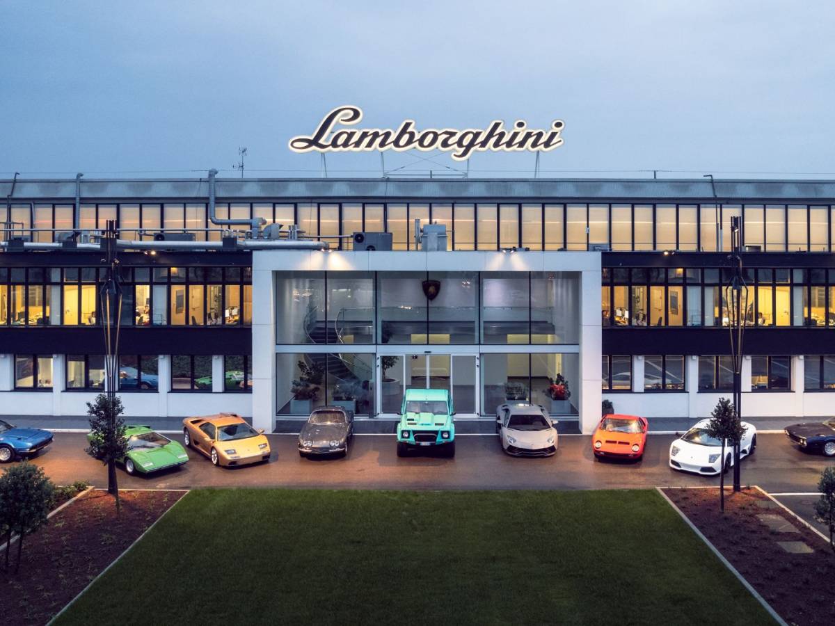  Lamborghini-storico-accordo-coi-sindacati-riduzione-orario-e-aumento-salario