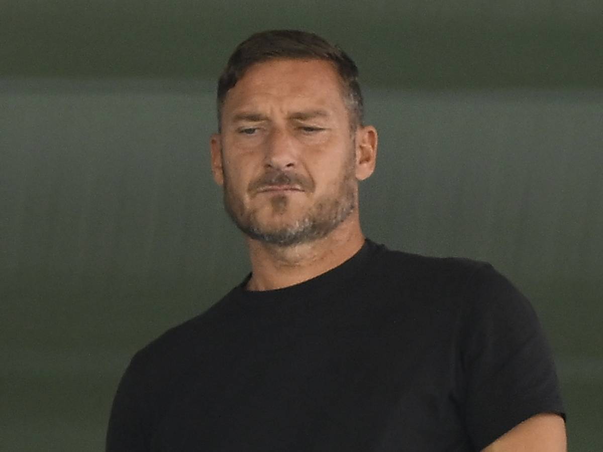 totti blasi e la comunione della figlia isabel la verit224 sull assenza del pupone da Ilgiornale.it totti blasi e la comunione della figlia isabel la verit224 sull assenza del pupone