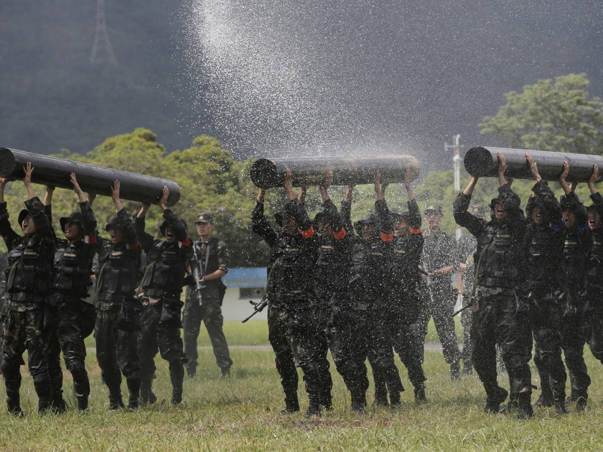 la cina punta sul sistema storm eye come funziona il ciclone per la guerra elettronica