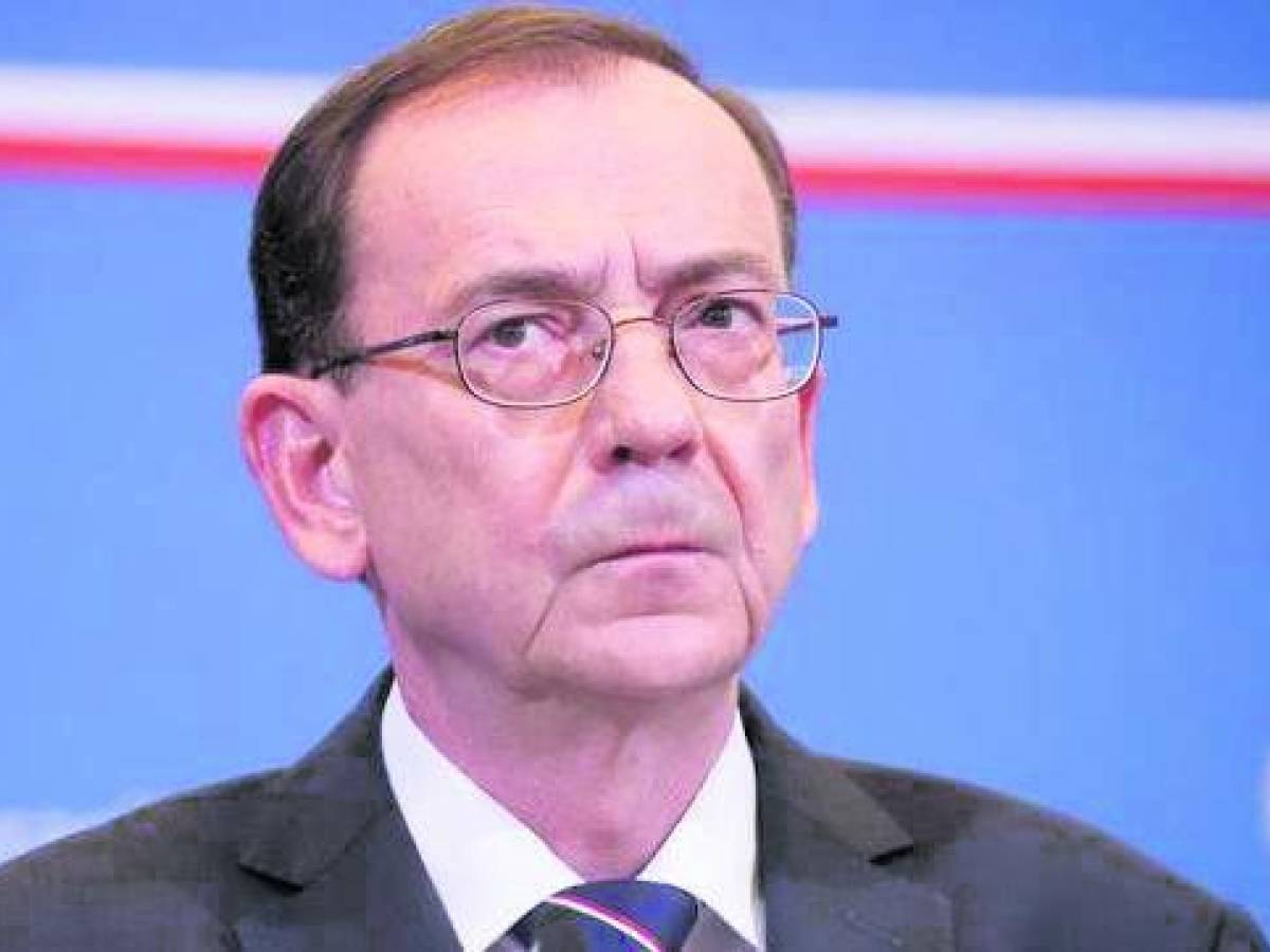 Polonia, l'ex ministro arrestato a Palazzo. Ed è scontro fra Tusk e il