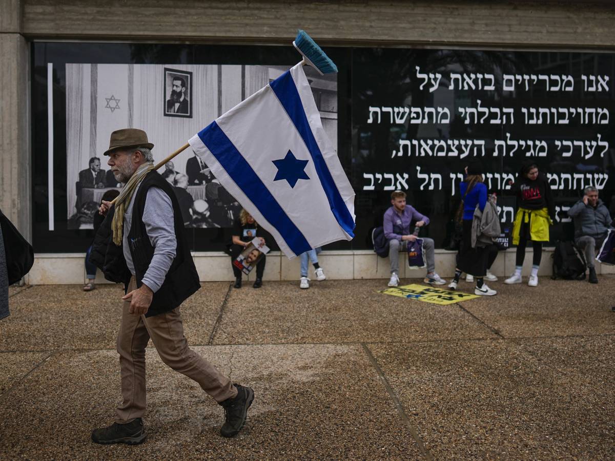 rompere con israele il danno si fa all italia