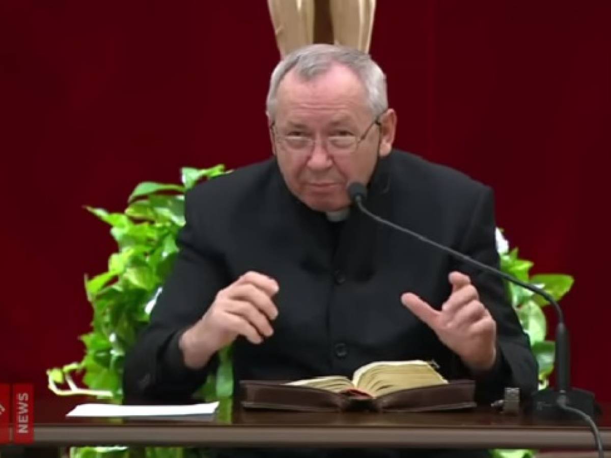 Il cardinale anti abusi riprende il Vaticano: "Via le immagini di Rupnik"
