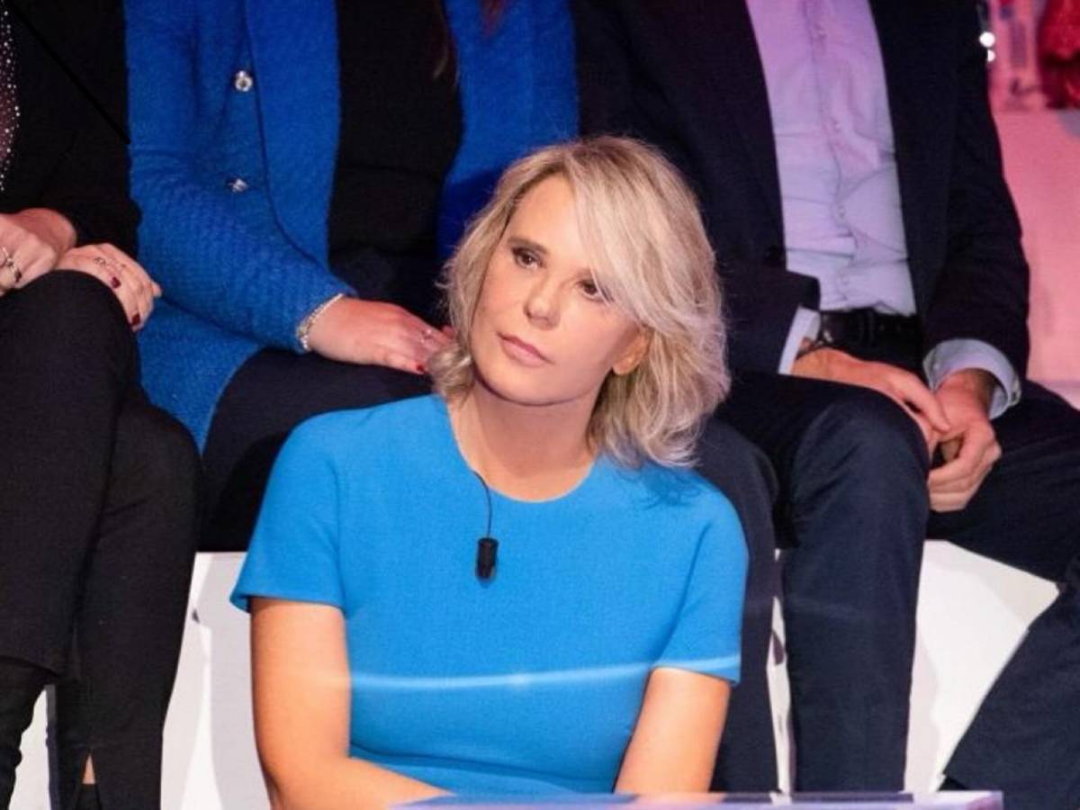 c 232 posta per te stasera l ospitata di stefano de martino e emma marrone cosa pu242 succedere da Ilgiornale.it c 232 posta per te stasera l ospitata di stefano de martino e emma marrone cosa pu242 succedere