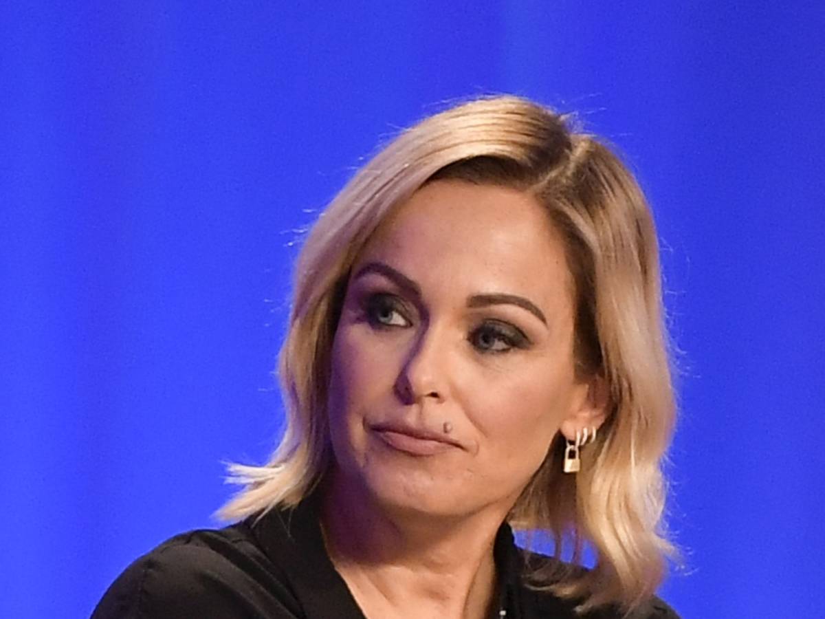 il dolore di paolo bonolis e di sonia bruganelli la figlia silvia in ospedale da Ilgiornale.it il dolore di paolo bonolis e di sonia bruganelli la figlia silvia in ospedale