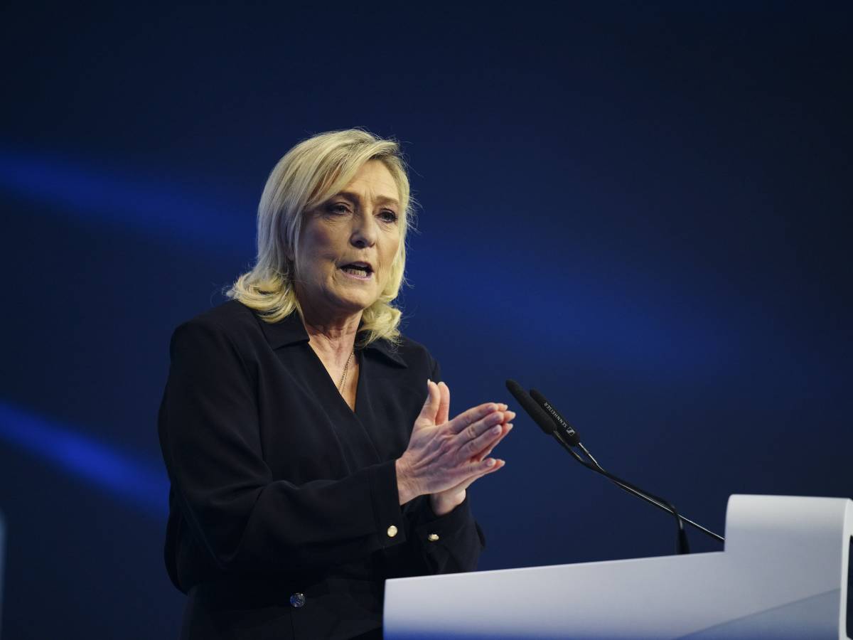 Svolta Le Pen: onore all'eroico popolo ucraino - il Giornale