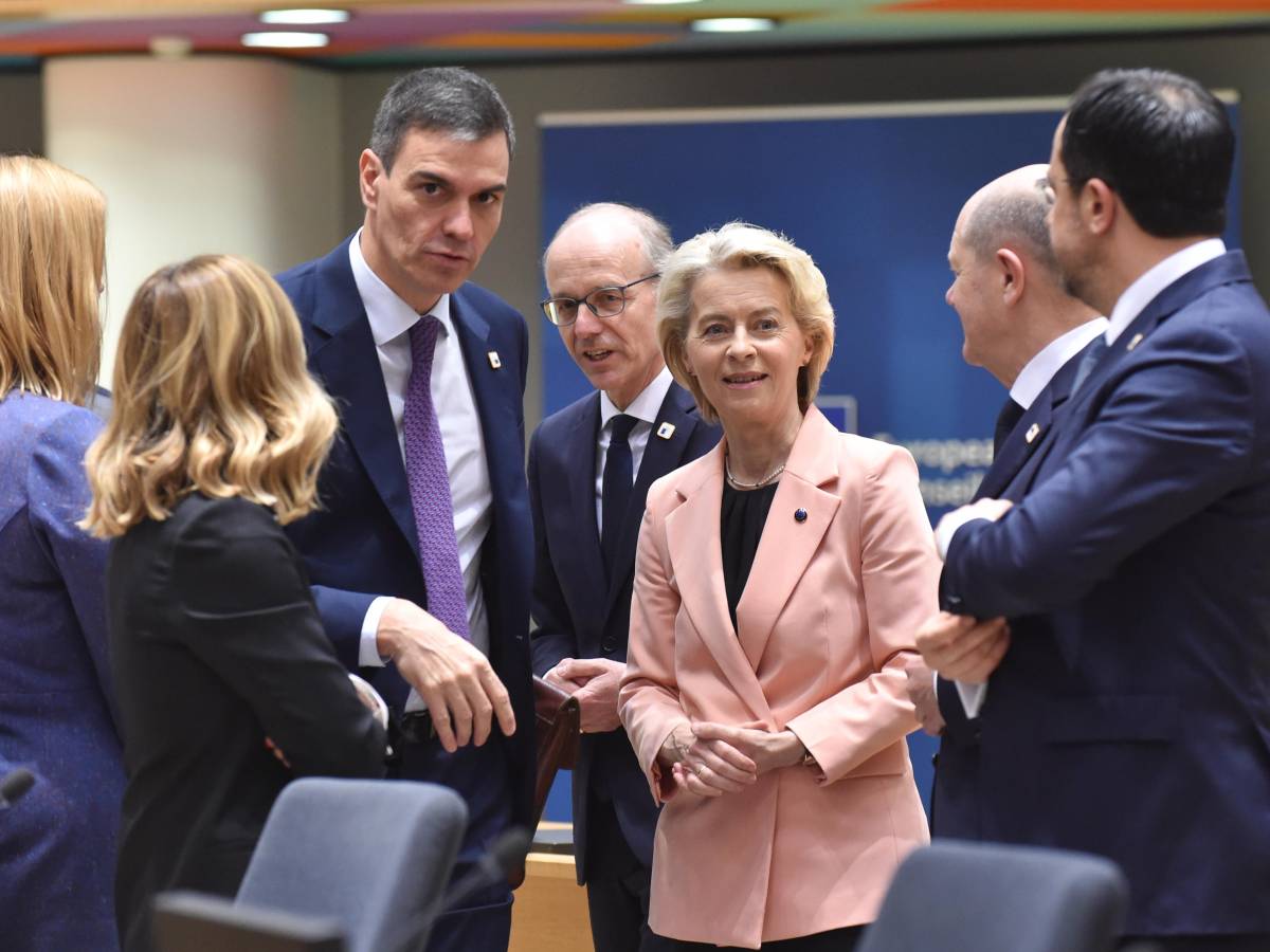 O Conselho da UE está a acelerar a questão da Ucrânia, mas Borrell está a abrandar.  A questão das dívidas comuns de defesa