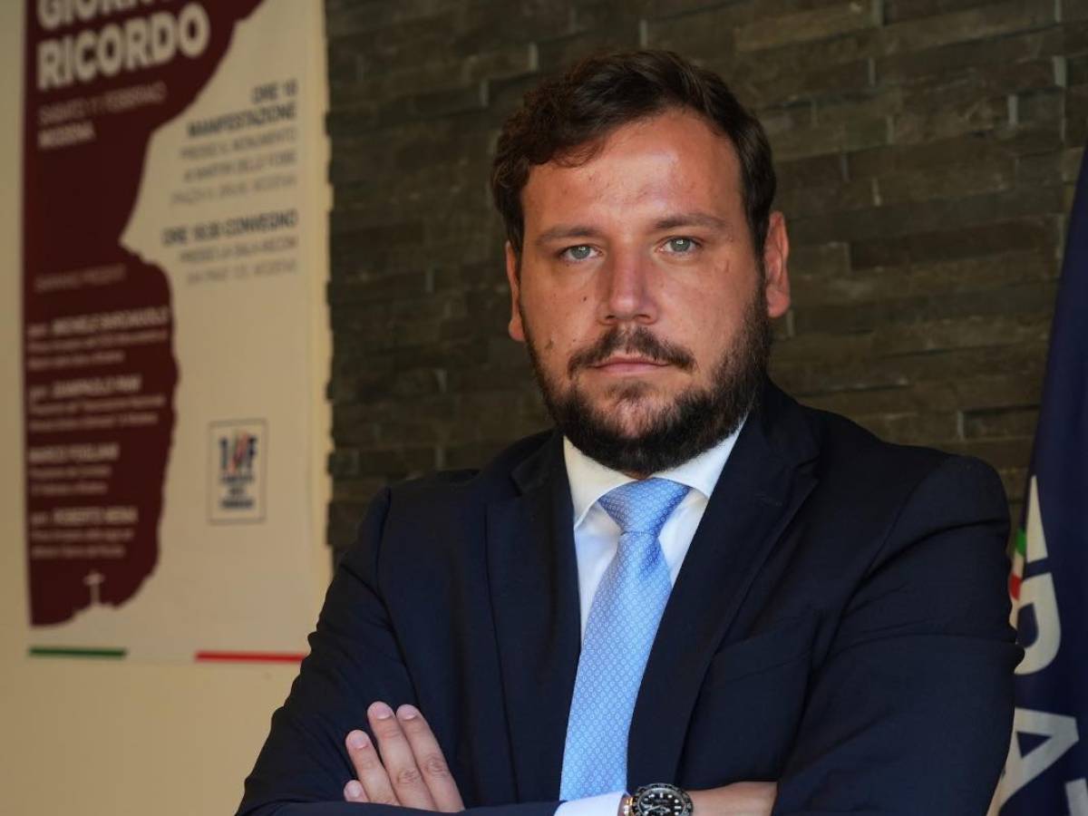 Interviene per difendere una donna, il candidato sindaco di Modena di FdI preso a martellate