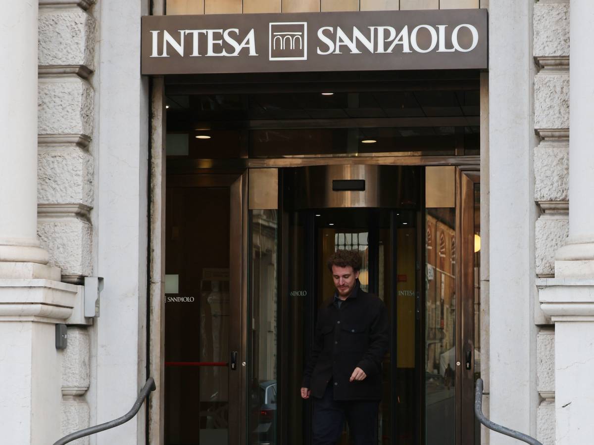 intesa sanpaolo a miart con un omaggio a schifano e ryman da Ilgiornale.it intesa sanpaolo a miart con un omaggio a schifano e ryman