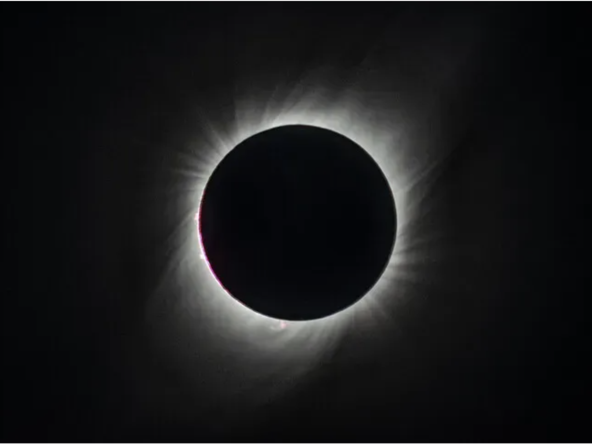 le eclissi i baci e gli altri show del cielo le date da segnare per un 2026 col naso all ins249 da Ilgiornale.it le eclissi i baci e gli altri show del cielo le date da segnare per un 2026 col naso all ins249