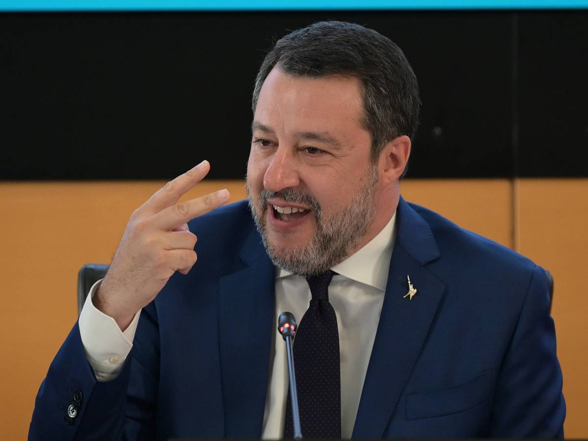 Salvini indica