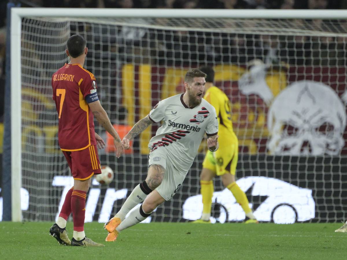 Le pagelle di Roma Bayer Leverkusen: Karsdorp sciagurato, Dybala fantasma
