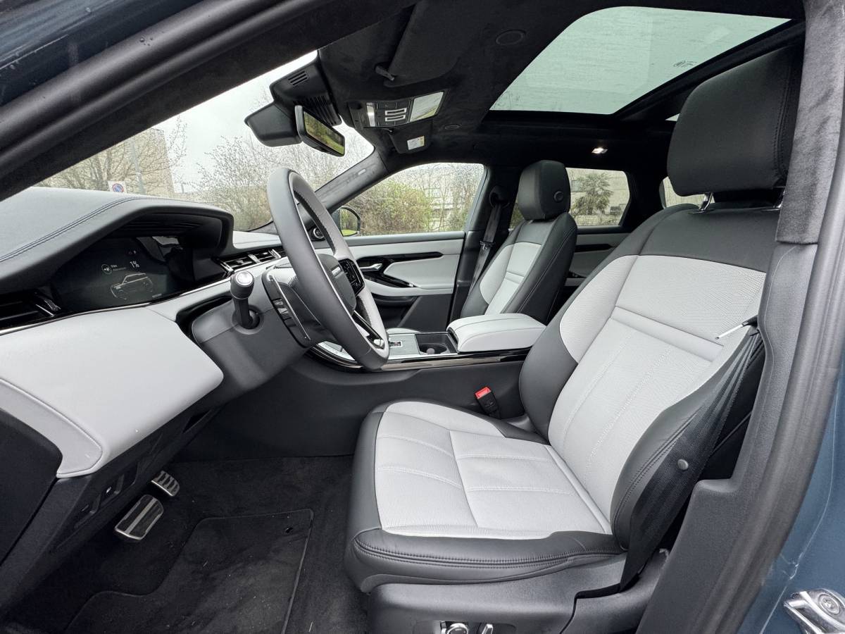 Range Rover Evoque PHEV: guarda la gallery del rivisto SUV ibrido inglese 12