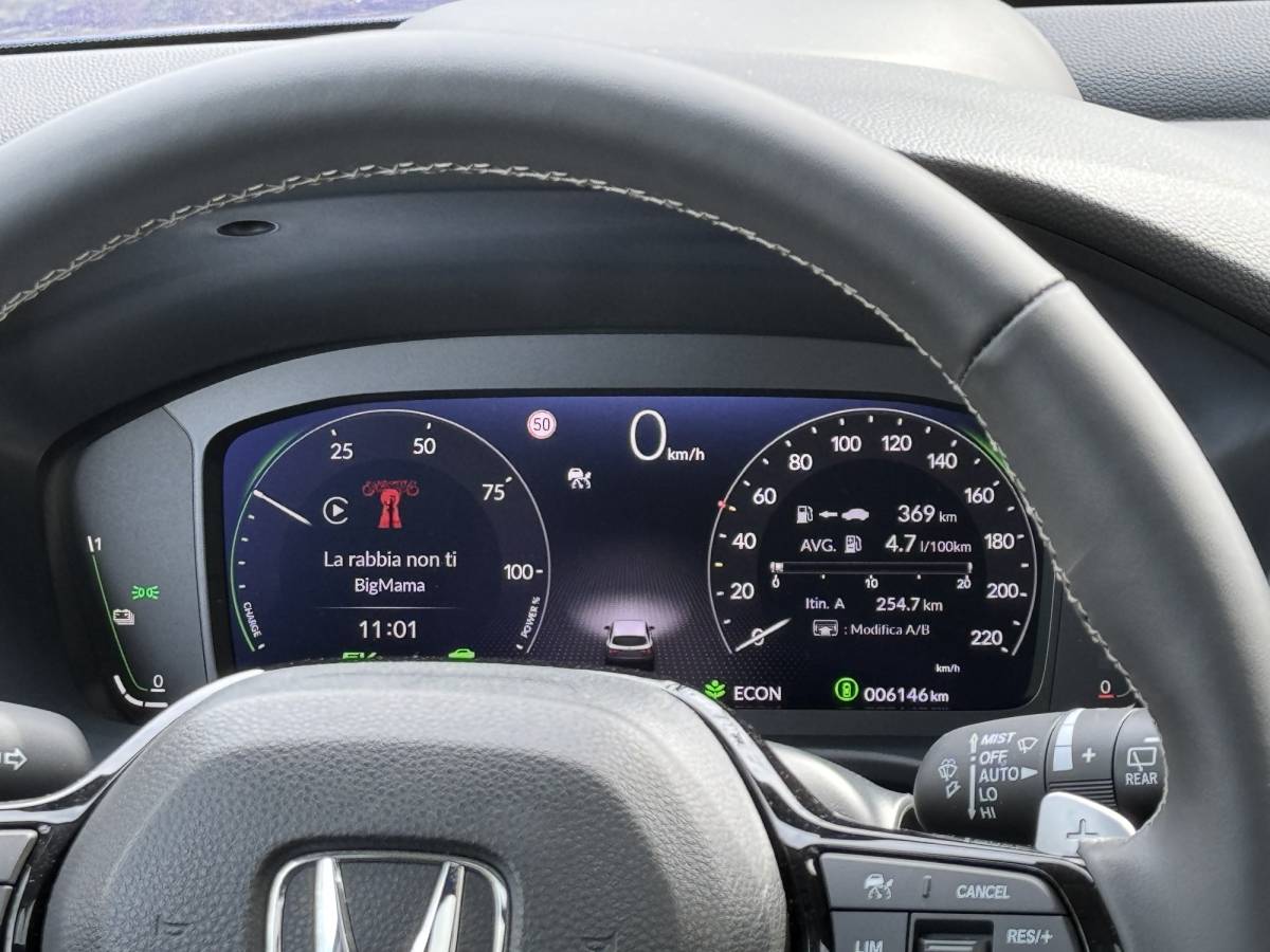 Honda ZR-V: guarda la gallery del nuovo SUV ibrido giapponese. Sorprendono qualità e consumi 20