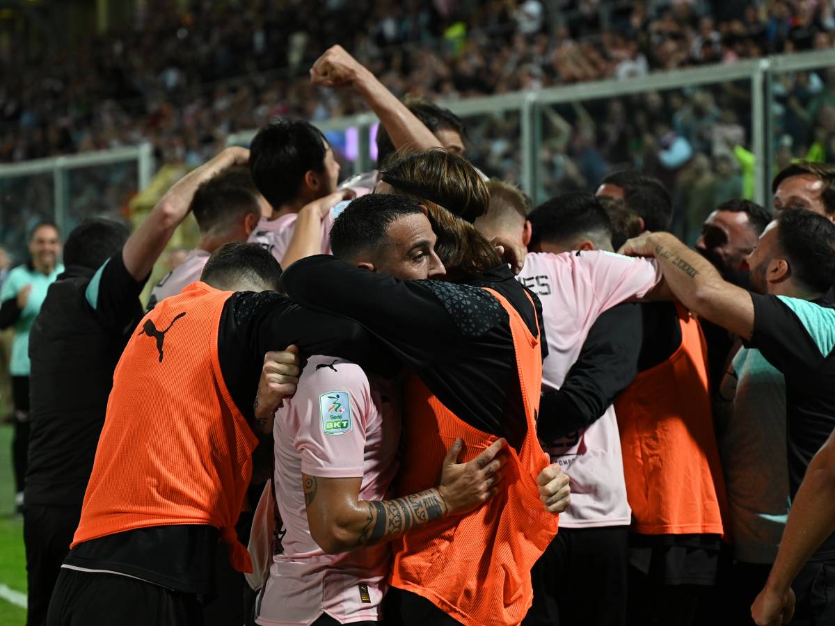 Diakité manda il Palermo in semifinale playoff, Samp battuta 2 0