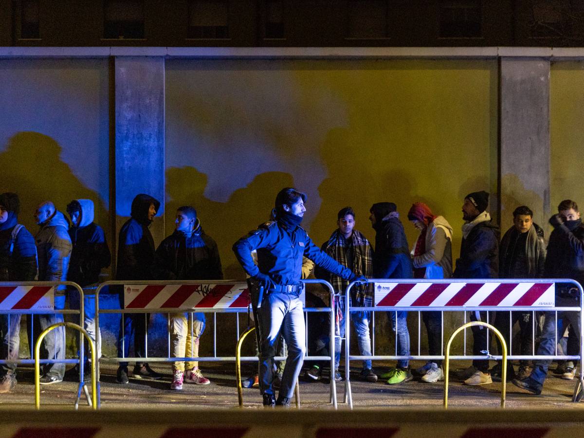 quel business sui migranti una torta da 400 milioni che paga sempre lo stato da Ilgiornale.it quel business sui migranti una torta da 400 milioni che paga sempre lo stato