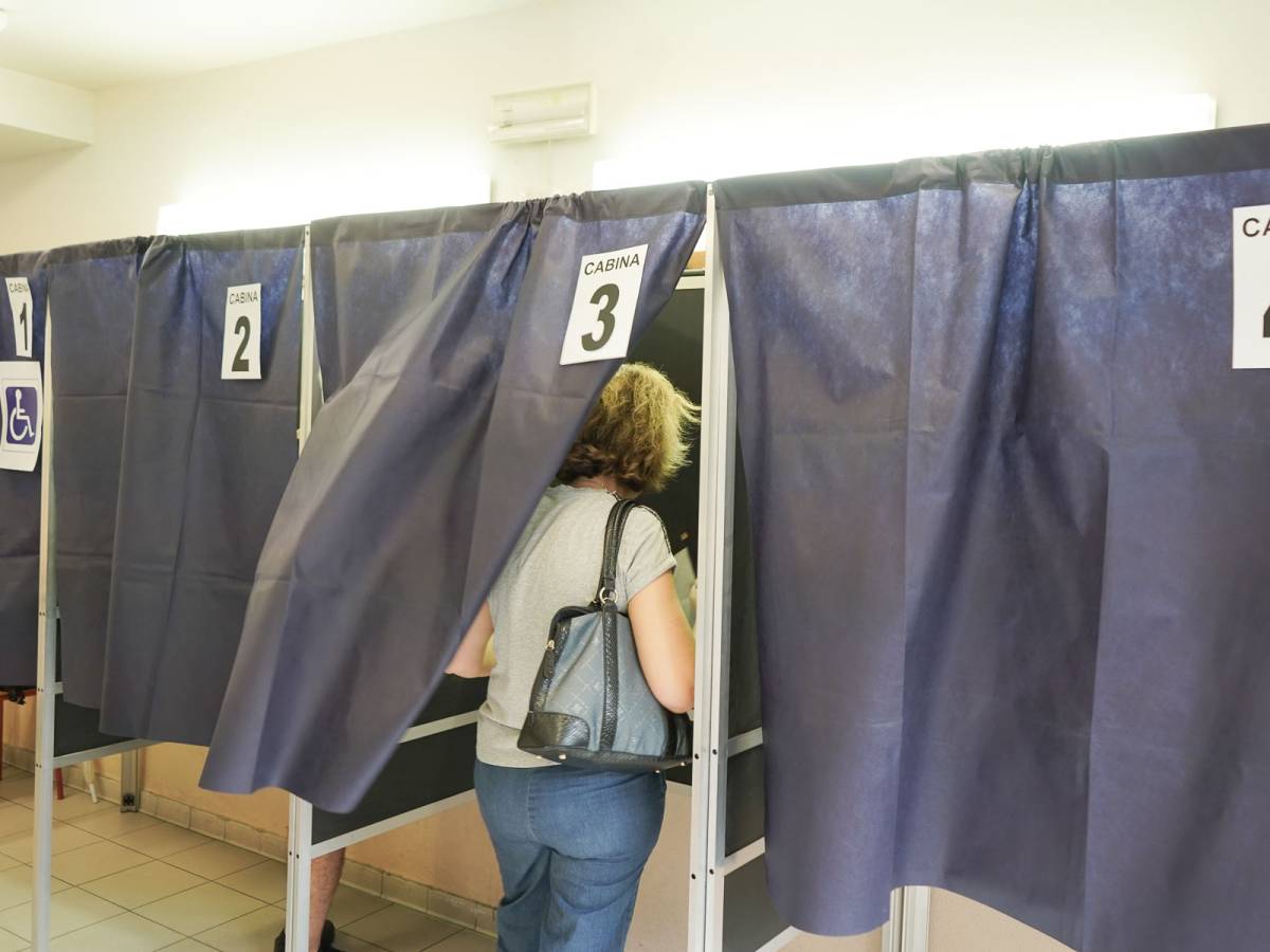Regionali, affluenza in calo nelle Marche: 10,84% alle 12. In Valle d