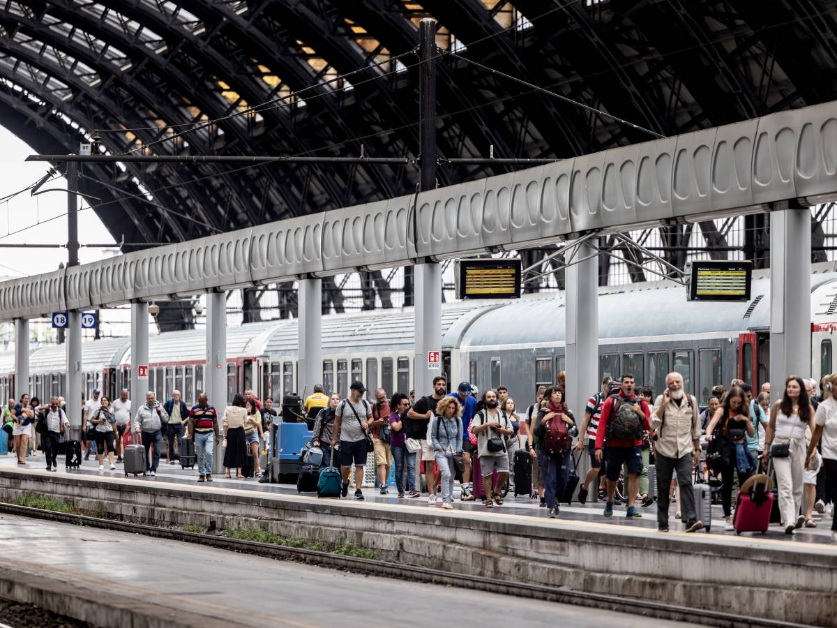 guasto alla stazione di milano centrale treni in ritardo e cancellazioni da Ilgiornale.it guasto alla stazione di milano centrale treni in ritardo e cancellazioni