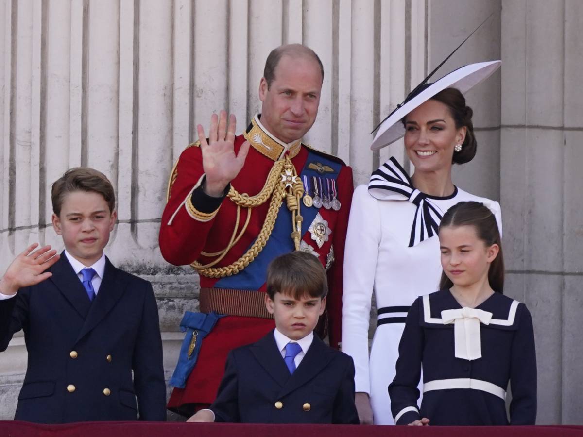 Kate e William cambiano casa, e i nuovi vicini si infuriano per i divieti: cosa è successo Kate e William cambiano casa, e i nuovi vicini si infuriano per i divieti: cosa è successo