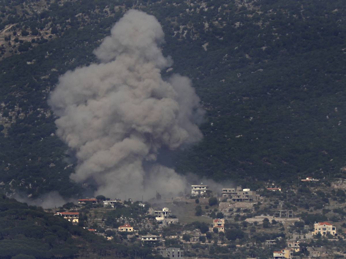 Alta tensione tra Israele e Libano. "Hezbollah distrutto in caso di guerra totale"