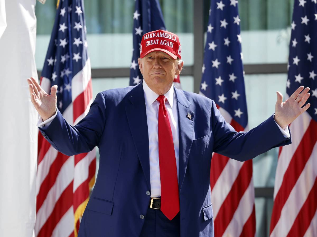 Because US presidents are (almost) untouchable. Because US presidents are (almost) untouchable.