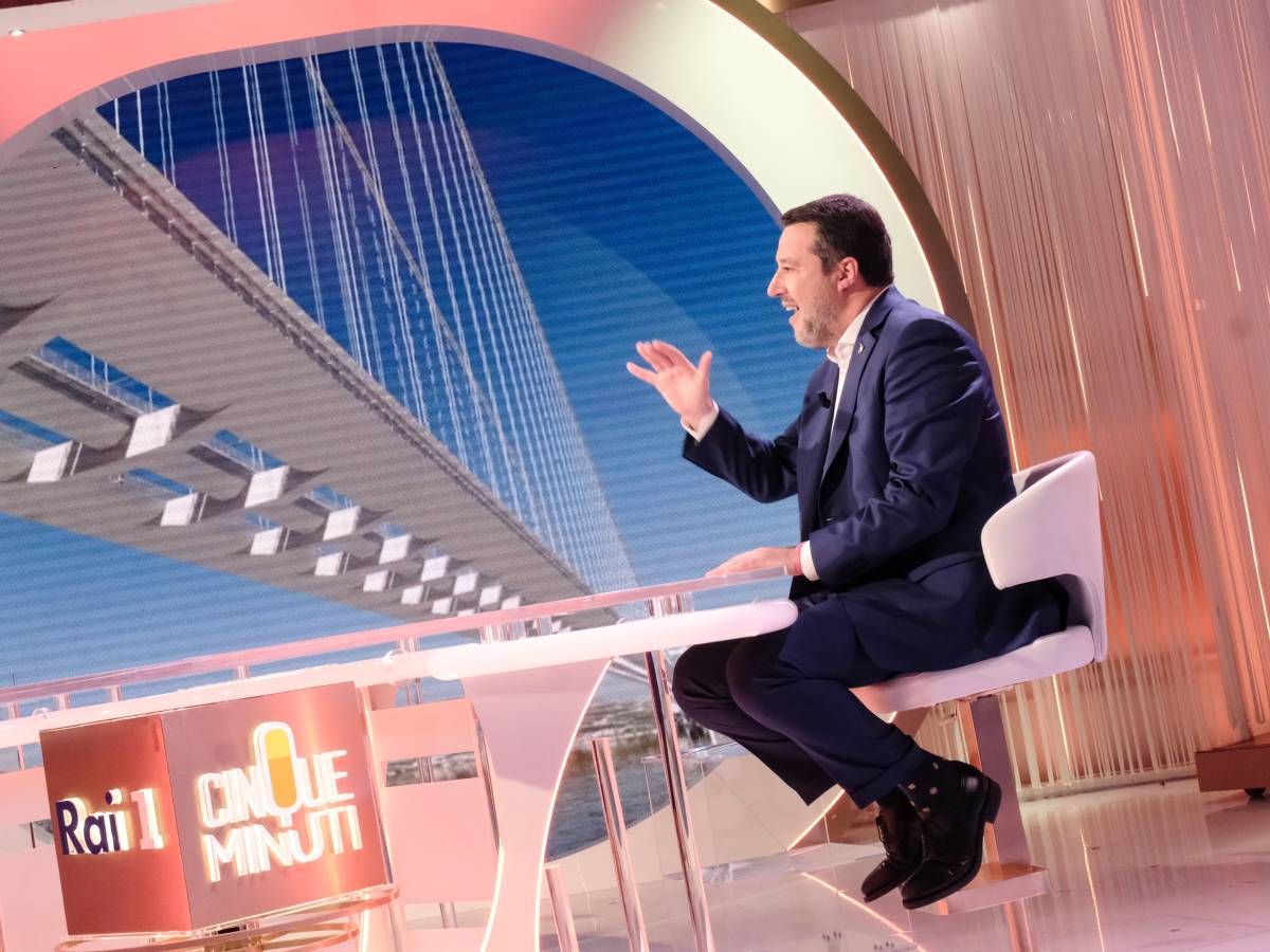 il ponte sullo stretto alla curva finale