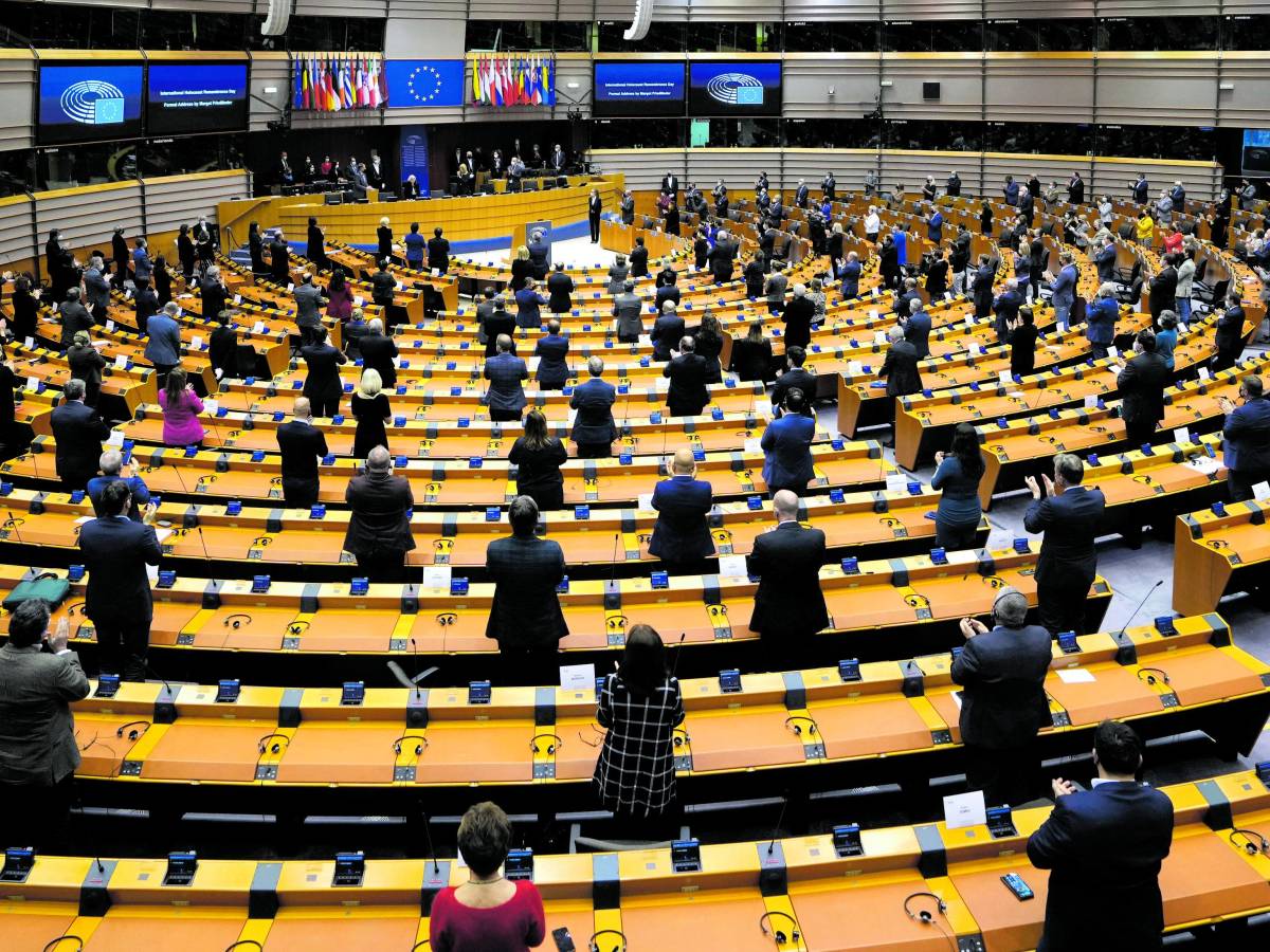 primo via libera dell ue al chat control l italia si 232 astenuta ecco cosa prevede