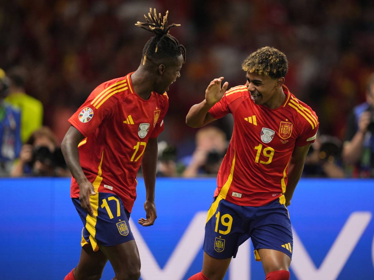 Del entrenador a los bombarderos de la final. España muy vasca Del entrenador a los bombarderos de la final. España muy vasca