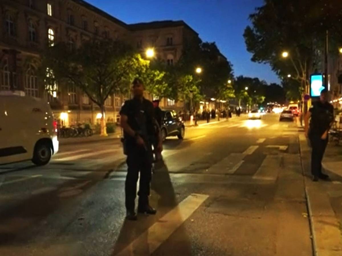 Chocante na França, um soldado antiterrorista foi esfaqueado em Paris