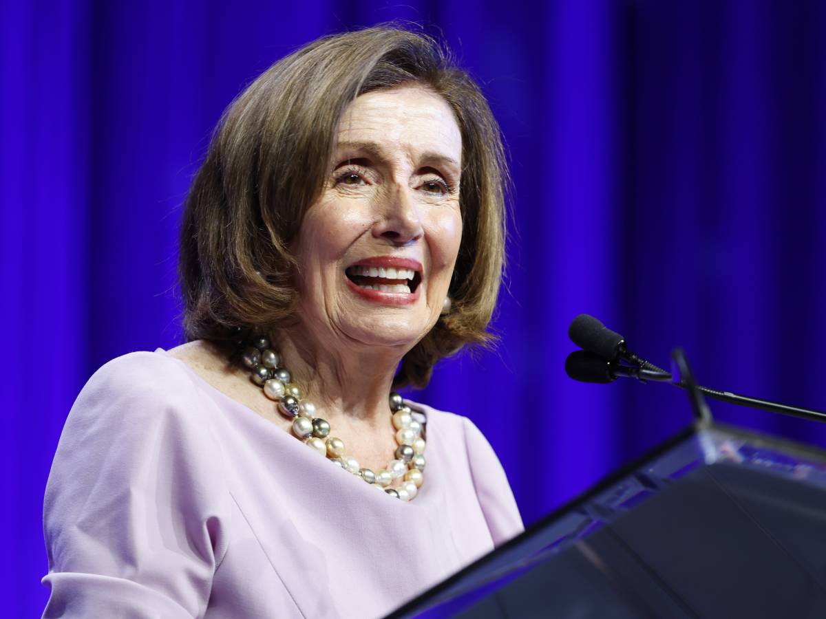 Nancy Pelosi annuncia il ritiro: si chiude l’era della prima donna Speaker nella storia degli Stati Uniti Nancy Pelosi annuncia il ritiro: si chiude l’era della prima donna Speaker nella storia degli Stati Uniti
