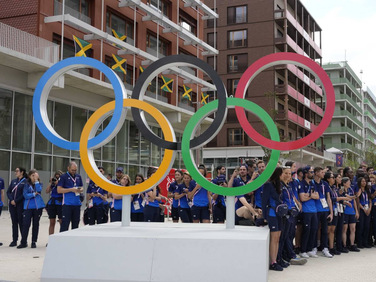 Olimpiadi Parigi 2024 Giani Forza ragazze e ragazzi La Toscana è con voi