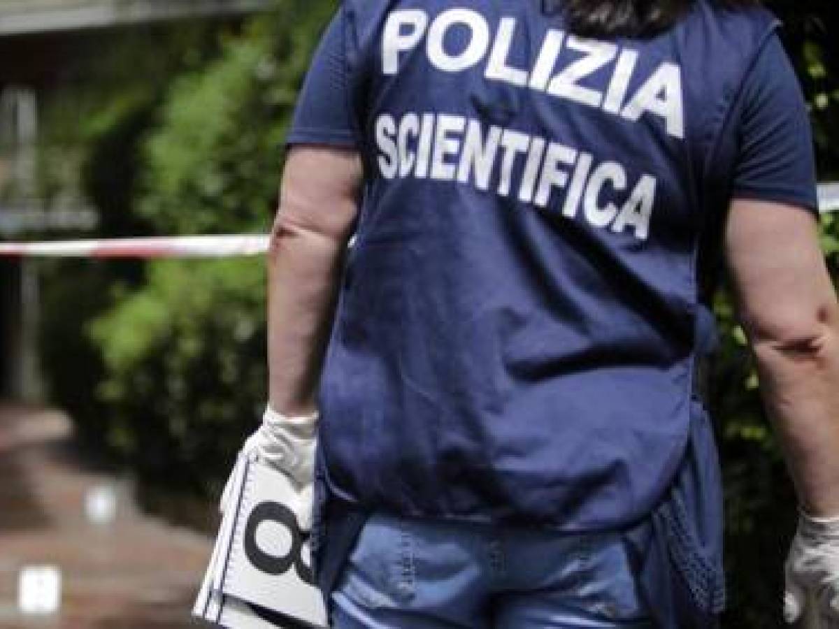 Choc a Perugia, trovati tre cadaveri in un casolare. Ipotesi omicidio suicidio