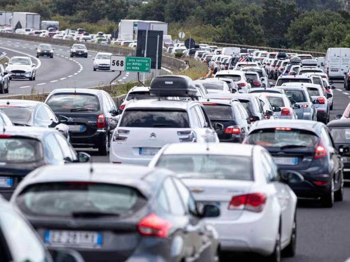 festivit224 natalizie traffico e code ecco i giorni da bollino rosso sulle strade italiane da Ilgiornale.it festivit224 natalizie traffico e code ecco i giorni da bollino rosso sulle strade italiane