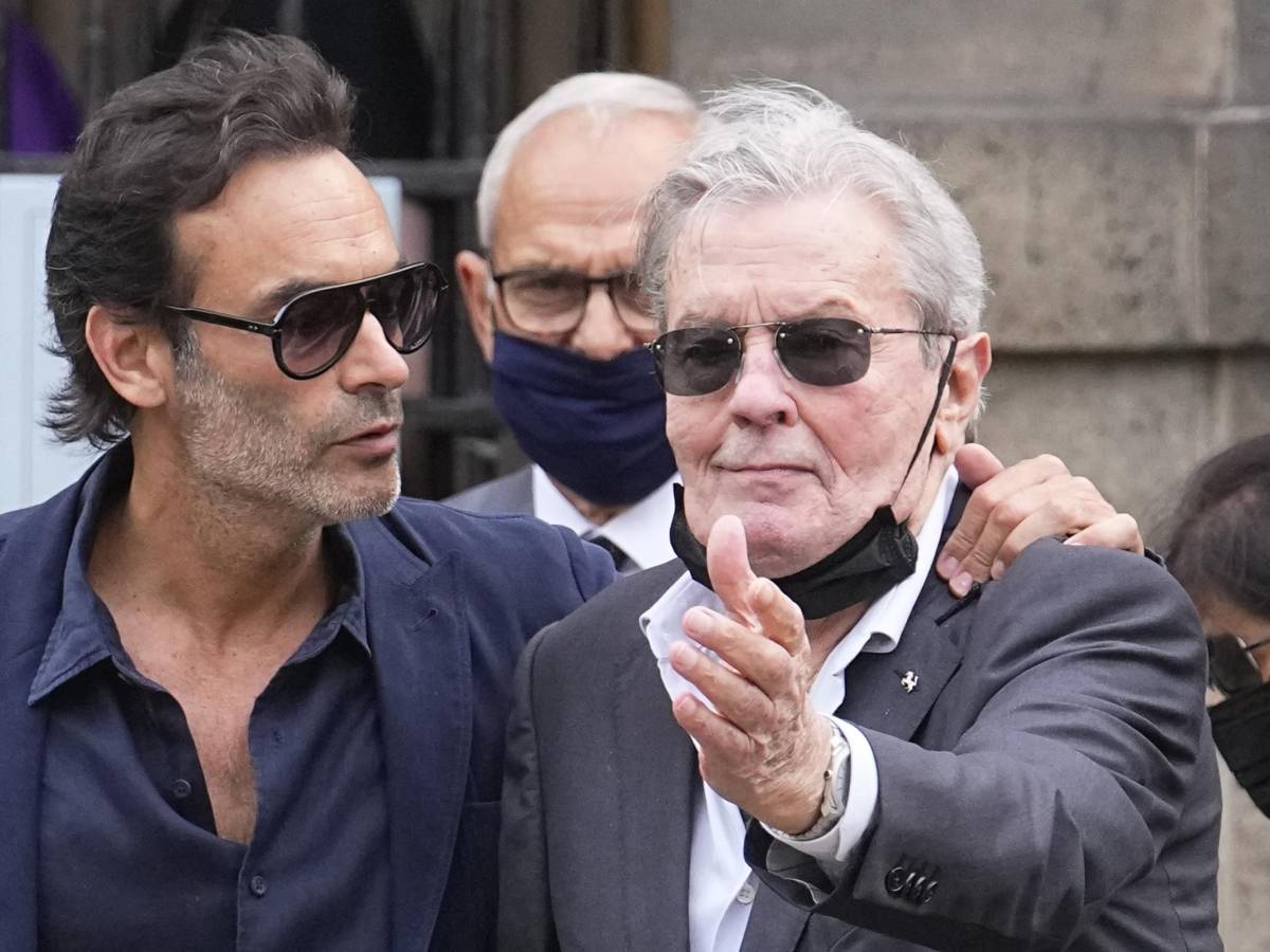 alain delon guerra tra eredi il figlio alain fabien denuncia i fratelli e chiede l8217annullamento del testamento milionario da Ilgiornale.it alain delon guerra tra eredi il figlio alain fabien denuncia i fratelli e chiede l8217annullamento del testamento milionario