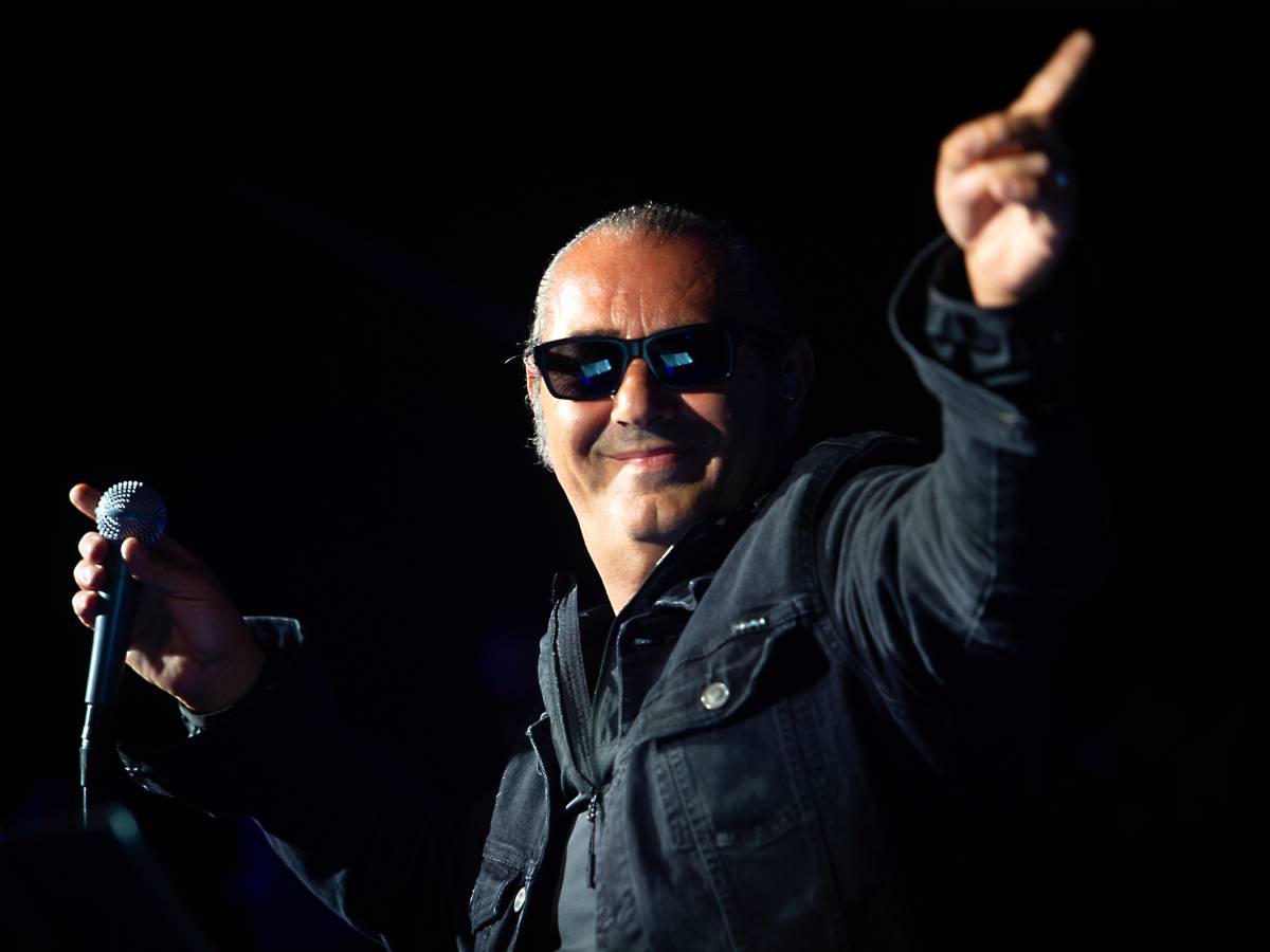 Luca Carboni 