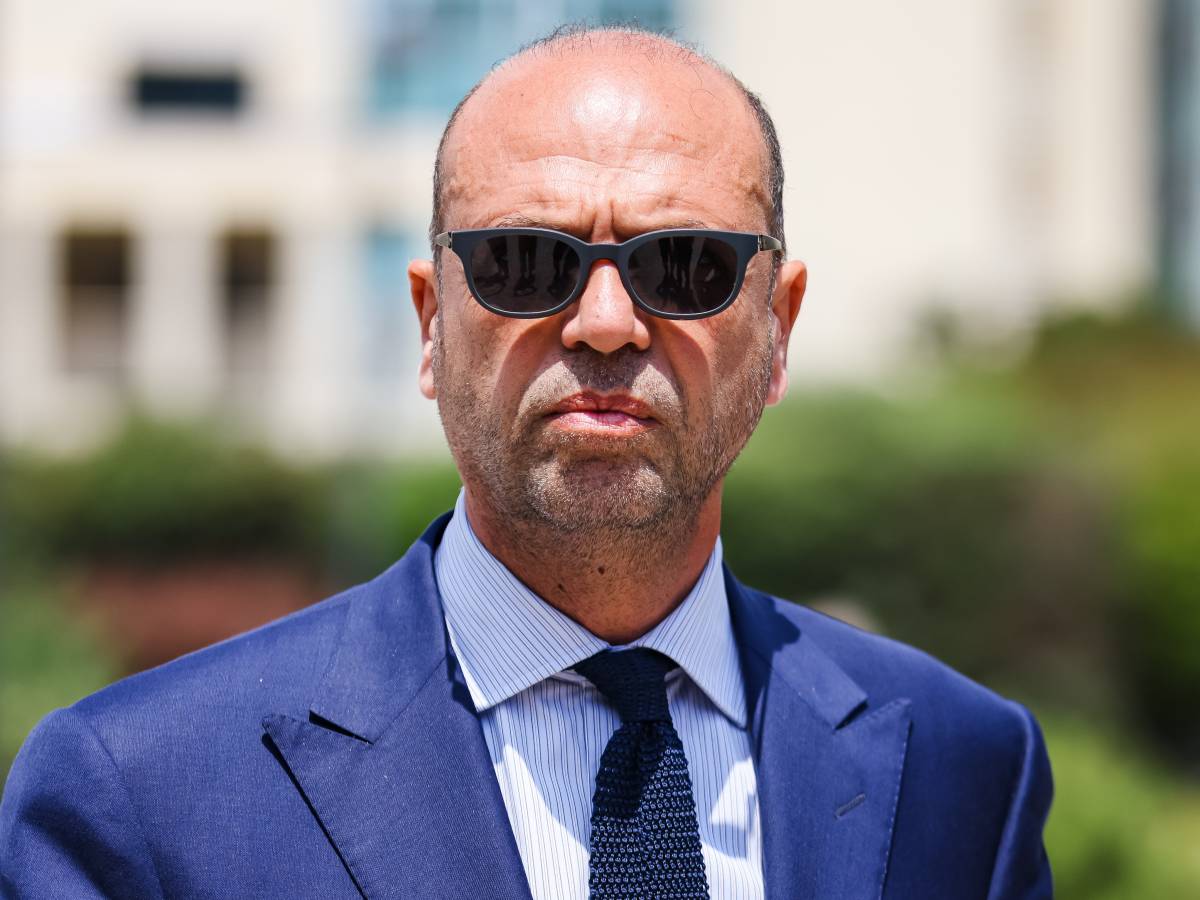 da alfano al generale la destra utile alla sinistra da Ilgiornale.it da alfano al generale la destra utile alla sinistra