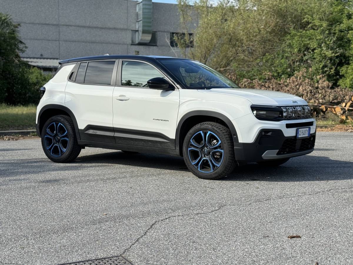 Jeep Avenger mild-hybrid: guarda la gallery del nuovo B-SUV ibrido 1