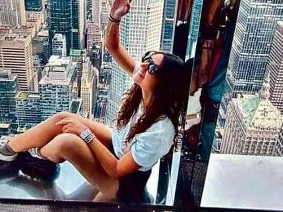 I neonati seppelliti, la foto, il colore dello smalto. "Vi spiego cosa c I neonati seppelliti, la foto, il colore dello smalto. "Vi spiego cosa c