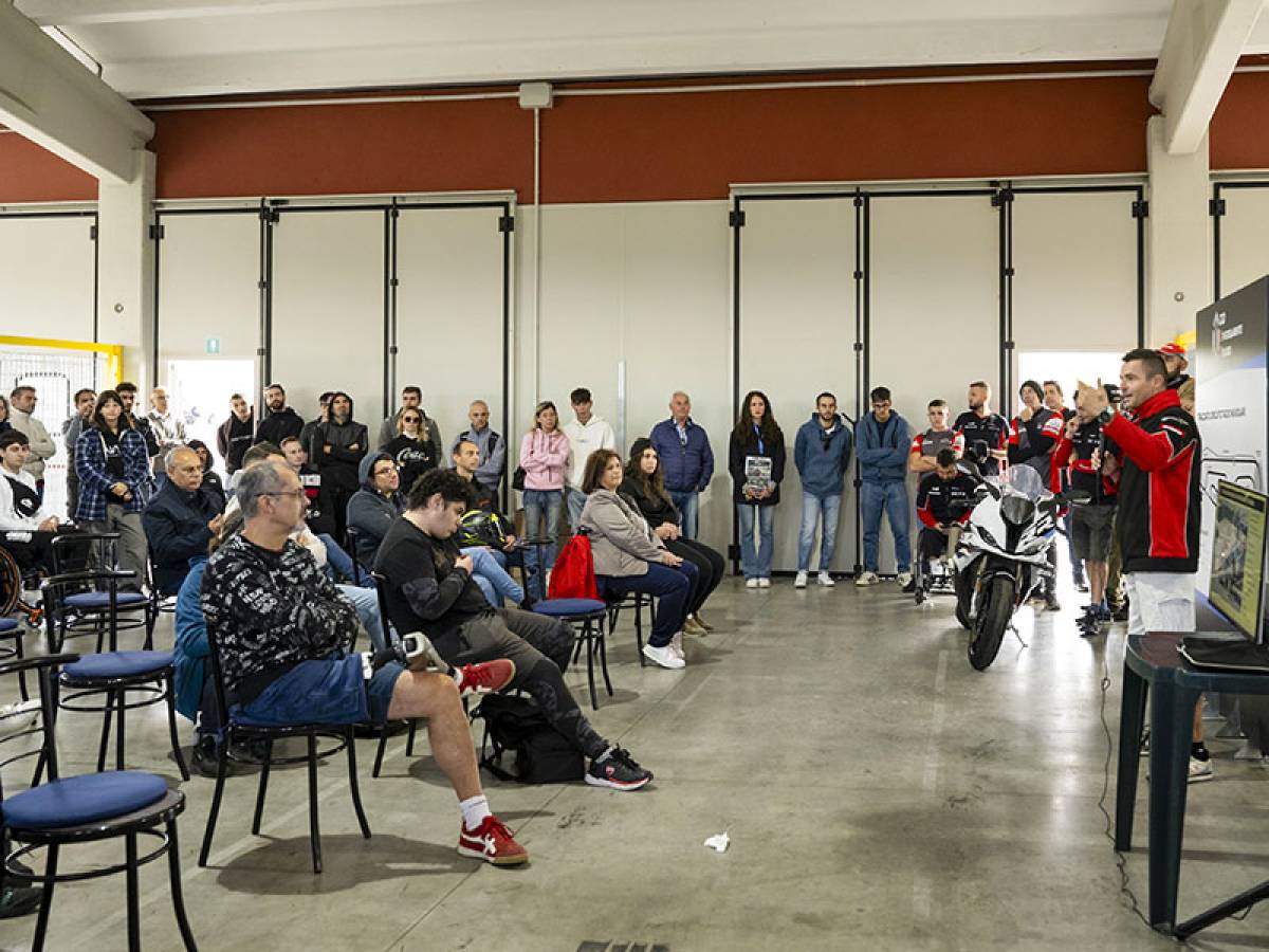 BMW Group Italia con i Diversamente Disabili per un corso di guida emozionante 