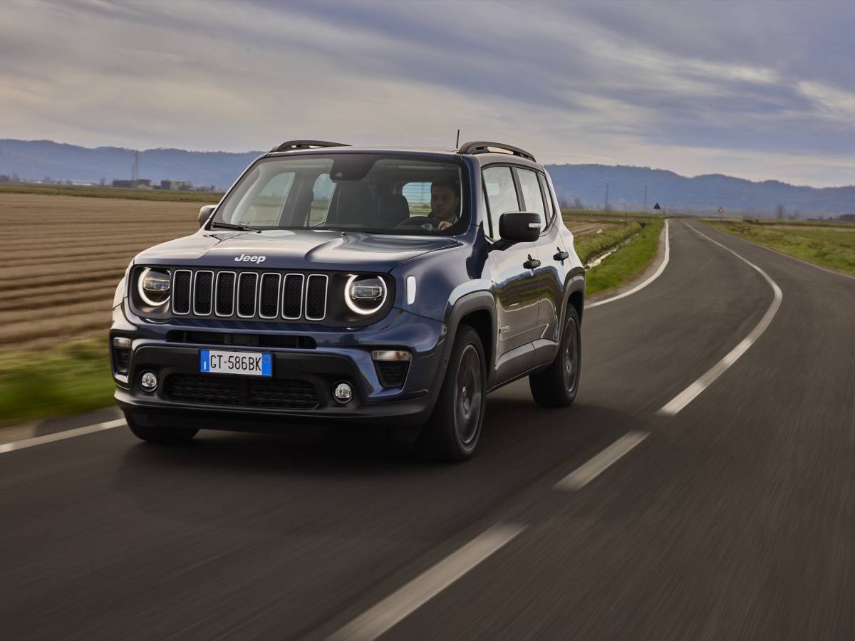 Jeep Renegade MHEV 2024: la gallery del restyling con più tecnologia e qualità 3