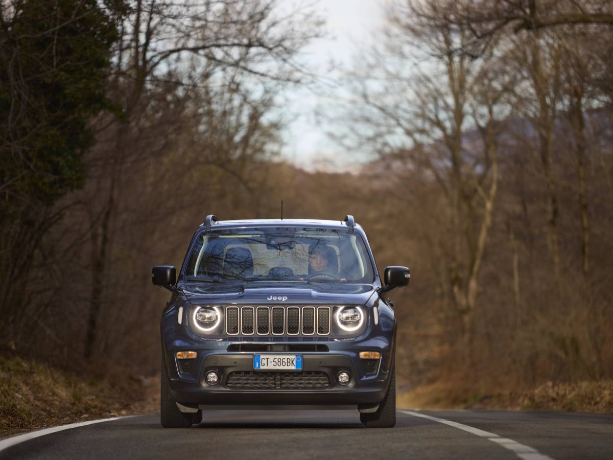 Jeep Renegade MHEV 2024: la gallery del restyling con più tecnologia e qualità 5