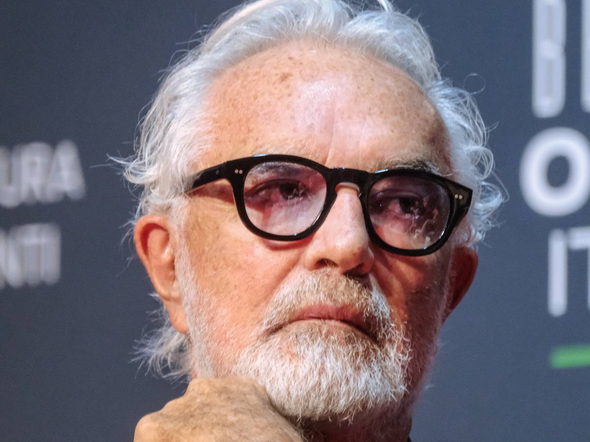 per essere benvoluto devi essere miserabile briatore difende sinner da Ilgiornale.it per essere benvoluto devi essere miserabile briatore difende sinner