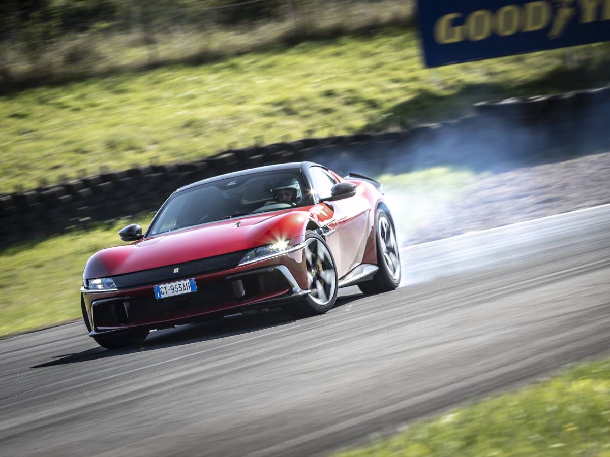 Ferrari 12Cilindri:la gallery della nuova Gran Turismo di Maranello, con 830 CV 18