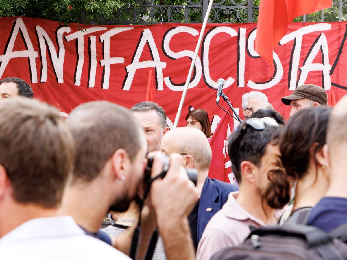 Sempre la solita sinistra: a Ferrara chiesta la "clausola antifascista" per gli spazi pubblici