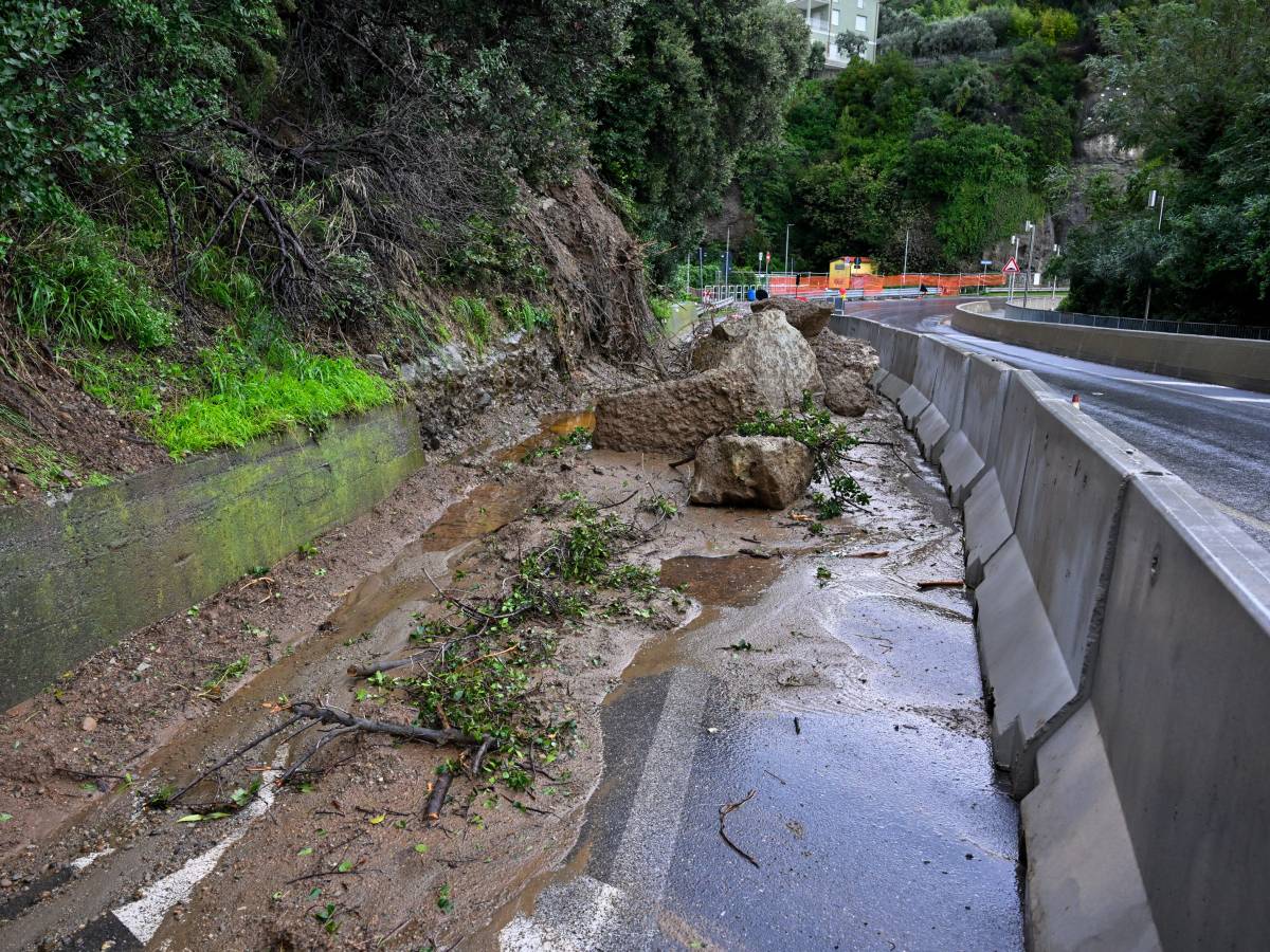 Maltempo, in Liguria muore un uomo di 75 anni