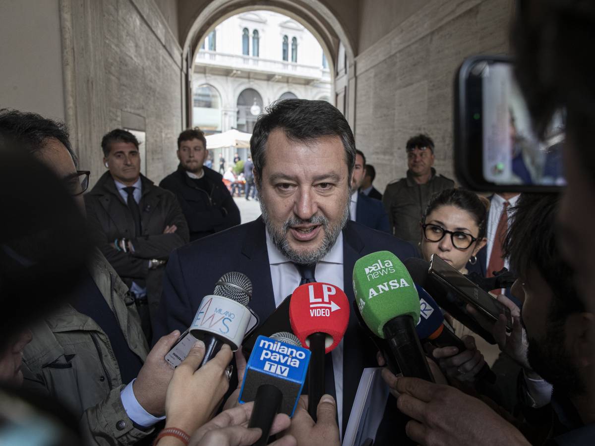 Migranti, Salvini: "Alcuni pm fanno il male dell