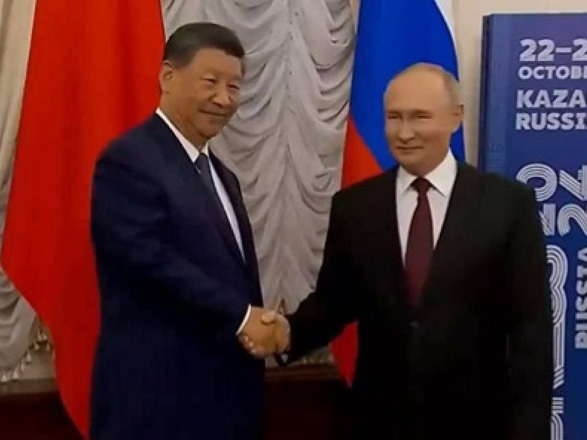 Putin vede Xi: "Rafforzare i rapporti Russia Cina". Si rinforza l