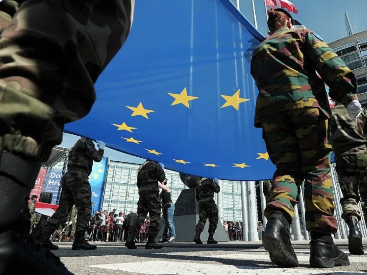 Armi e politica: quell Armi e politica: quell