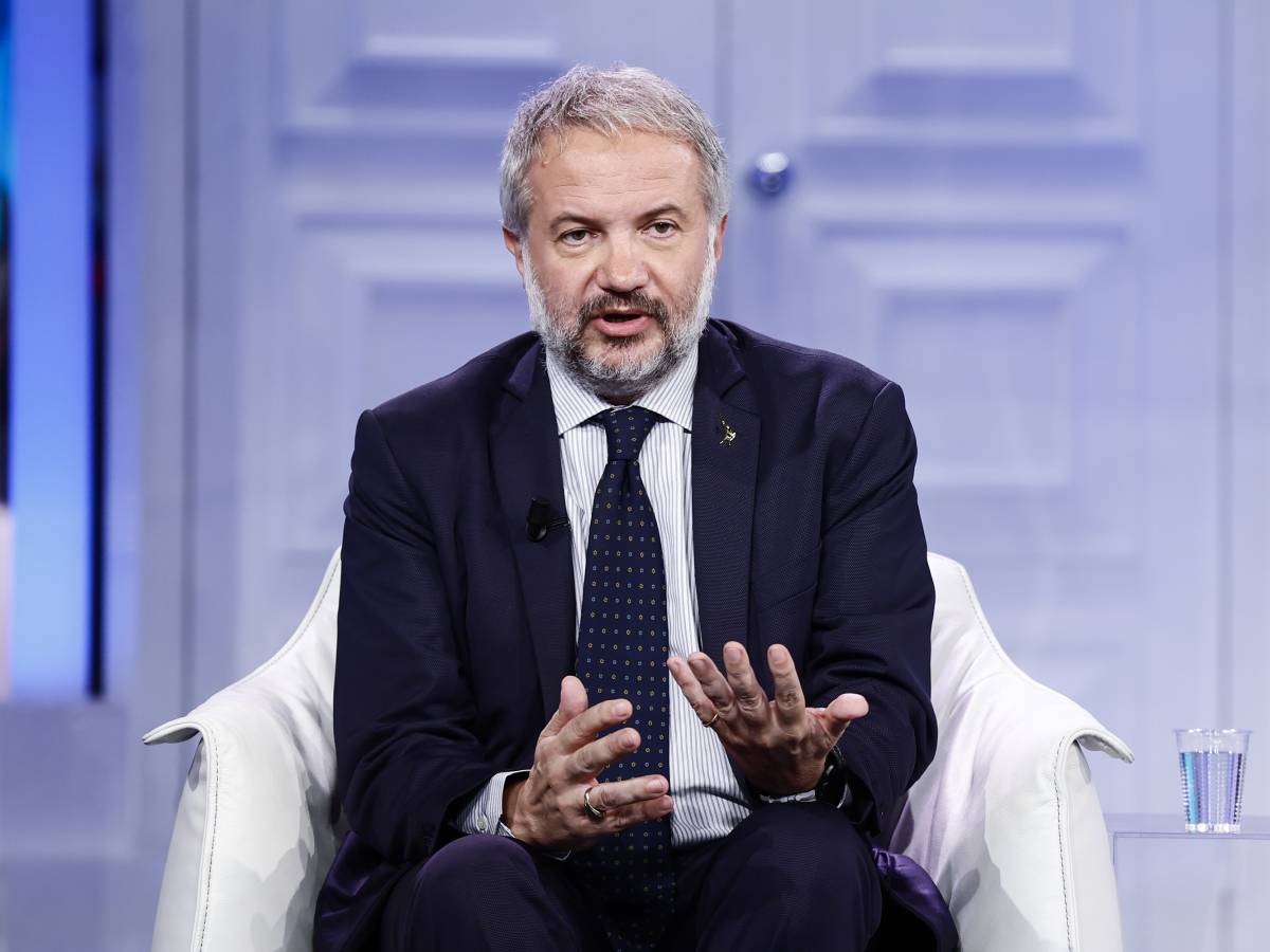roggero la mossa della lega proposta di legge che estende i limiti della legittima difesa fi frena no fughe in avanti da Ilgiornale.it roggero la mossa della lega proposta di legge che estende i limiti della legittima difesa fi frena no fughe in avanti